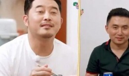 吃瓜情侣故事在线听免费,吃瓜情侣的浪漫邂逅